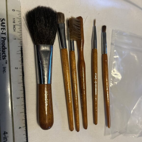 NEIMAN MARCUS Makeup Brush Set of 6 pieces Brown Wood Handles 4” Long New - Picture 1 of 14
